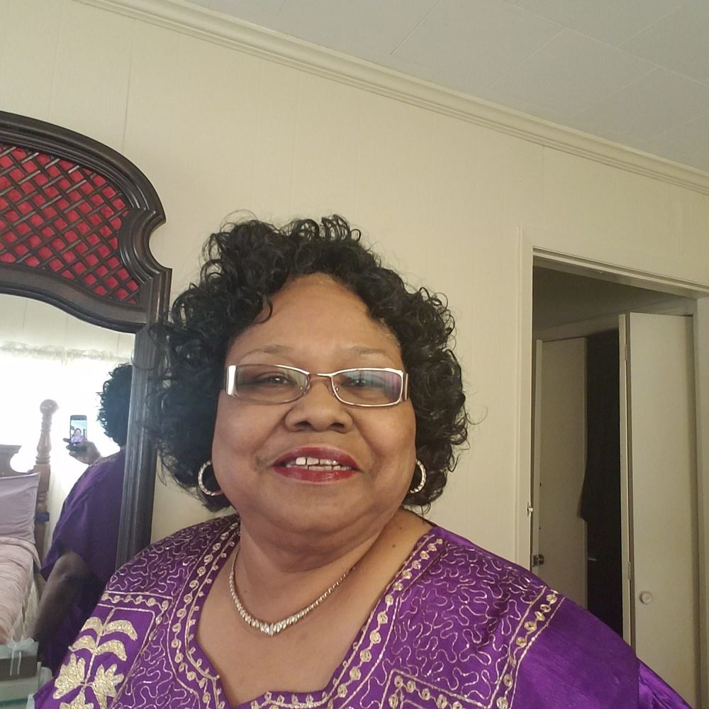 Meet your Posher, Mae